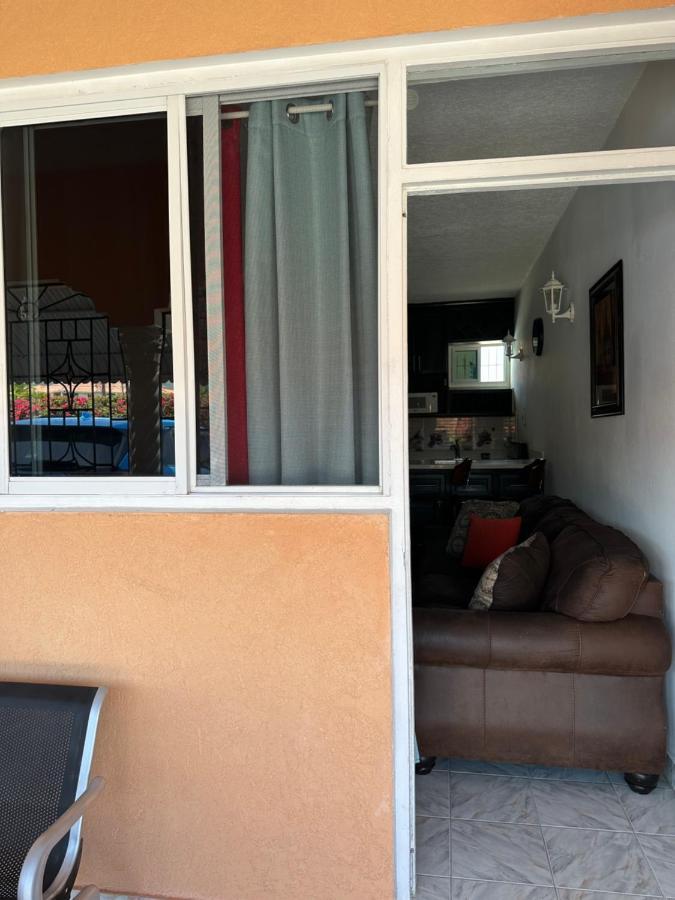 Remarkable 1-Bed Apartment In Montego Bay Exteriör bild