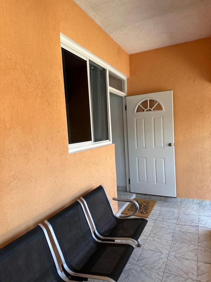 Remarkable 1-Bed Apartment In Montego Bay Exteriör bild